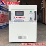 Biến áp cách ly Standa 3KVA dải 220V - 120V - 110V mặt trước của máy