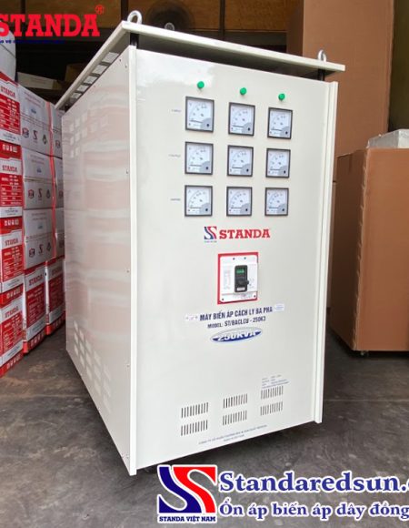 ảnh biến áp cách lý standa 320KVA 3 pha mặt nghiêng của máy chính hãng