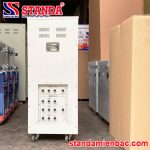 ảnh máy ổn áp standa 30KVA dải 160V - 430V dây đồng 100% mặt sau